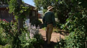 Xeriscape Garden Tour with Drought Tolerant Plants by Mikl Brawner of Harlequin's Gardens