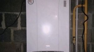 Настенный газовый котел BAXI LUNA-3 240 Fi