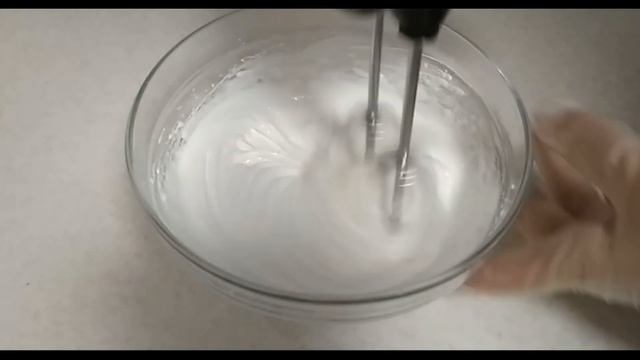 Безе с грецким орехом на французской меренге смотреть онлайн