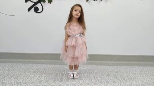 Раз ладошка ,два ладошка ,я пока что не звезда ?