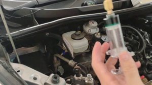 заправка кондиционера и добавка присадки в систему кондиционера!!!