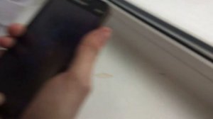 Школьник спрыгнул с окна когда ему выпала лега