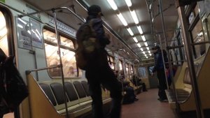 Петербургский метрополитен: пустой вагон в час пик