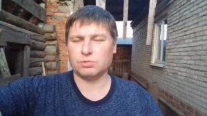 ОСМОТР ГНЕЗДА крольчихи.Как крольчиха готовит гнездо.Через сколько времени можно трогать крольчат.