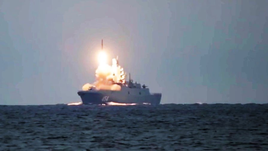 Корабли ВМС Британии и Франции проследили за походом «Адмирала Горшкова»