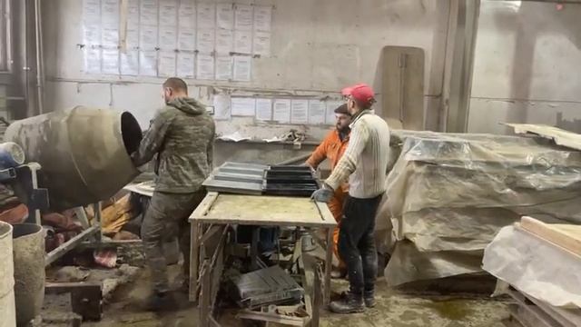 Обучение Мрамор из бетона — ученики из Краснодара, отливают цвета Далматинец и Пятицвет