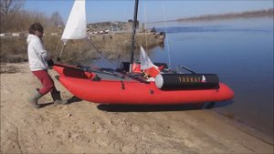 Транспортировка катамарана Яркат до воды на транцевых колёсах. 2019