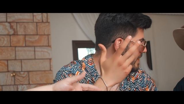 Alaaddin Ergün & Doğanay Karadeniz & Eda Sakız - Kolpa смотреть онлайн