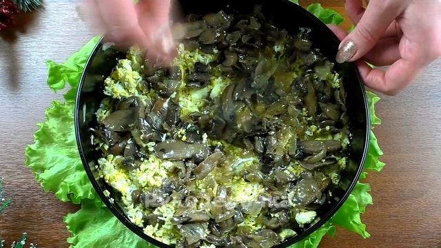 САЛАТ, КОТОРЫМ СРАЗИТЕ ВСЕХ! Очень Вкусно, Красиво и НЕ дорого! Праздничный Салат смотреть онлайн