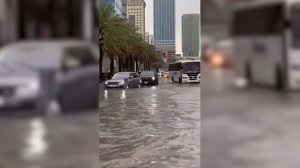 Потоп в Дубае после мощных дождей