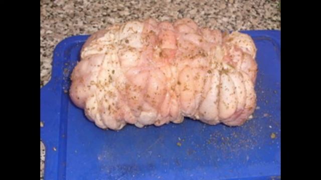 Холодные закуски мясные:Рулет мясной из бараньей брюшки