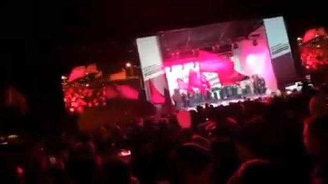 Днепропетровск сегодня. Люди про Шария кричат уже хором. Петю заклинило) смотреть онлайн