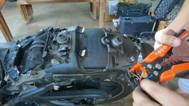 How to Install the Tail Tidy / Fender Eliminator for Kawasaki Vulcan S 650 смотреть онлайн