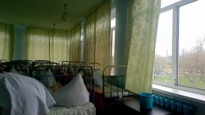 Однако, не лёгкая работа у младших воспитателей ?