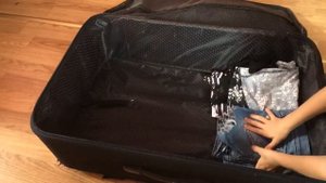 Сборы на море | Что я беру на море | Happy Sisters |