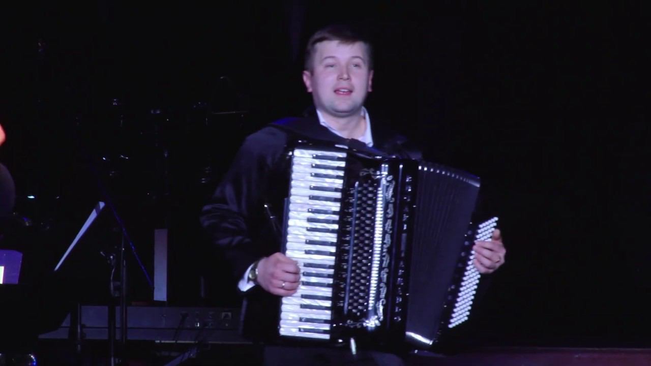 Белгородская филармония, КОДИ и Михаил Токаев — «Прогулка по Монмартру» смотреть онлайн