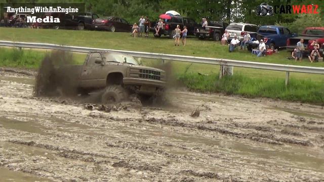 Chevy Pickup Mudding At It At Lutterlohs Spring Mud Bog 2017 смотреть онлайн
