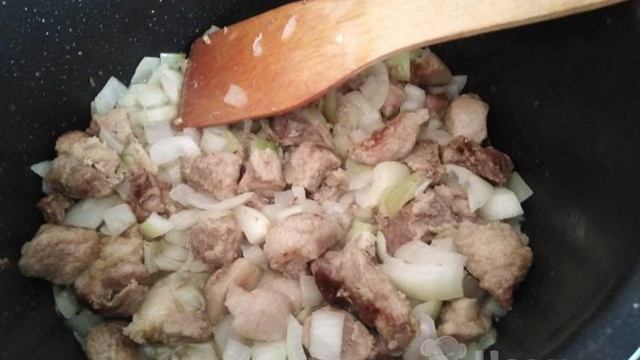 Плов со свининой в скороварке