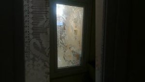 тюль на стекло приклеить