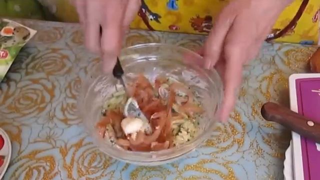 РУЛЕТИКИ ИЗ ЛИСТЬЕВ САЛАТА смотреть онлайн