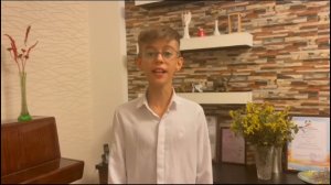 Расул Гамзатов «Берегите матерей». Читает Октай Худиев (Баку, Азербайджан)