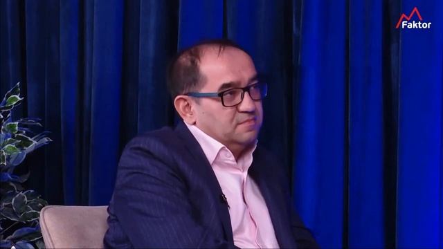 Как продавать услуги | #БизнесРазбор с Борисом Жалило