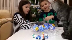 ПОЛИ РОБОКАР В ШАРАХ ЧУПА-ЧУПС/ОТКРЫВАЕМ СЮРПРИЗЫ