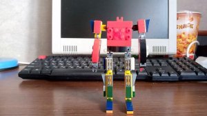 как сделать из Лего спикермена титана