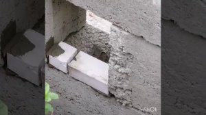 ЗАДЕЛЫВАЕМ ЩЕЛИ МЕЖДУ БЛОКАМИ