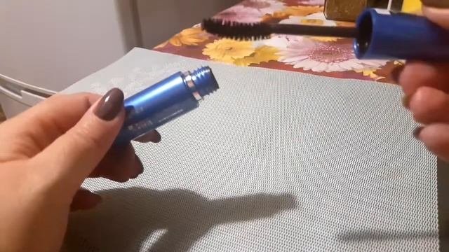 Тушь для ресниц Volume Express от фирмы Maybelline. Заказ на сайте Wildberries.