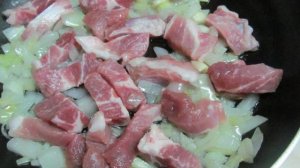 Тушенная капуста с мясом в кефире