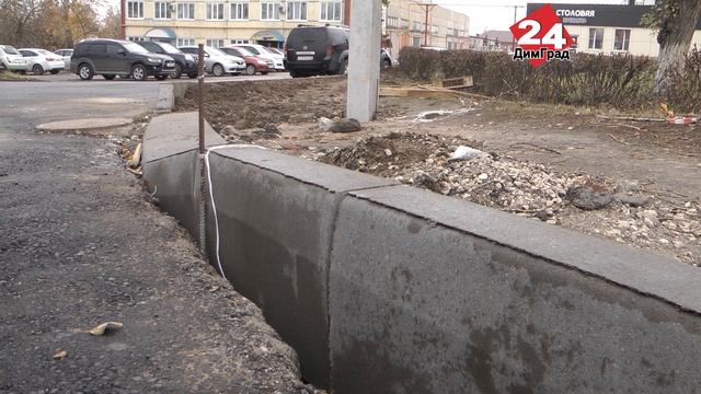 РАБОТЫ У ЖЕЛЕЗНОДОРОЖНОГО ПЕРЕЕЗДА ПРОДОЛЖАЮТСЯ