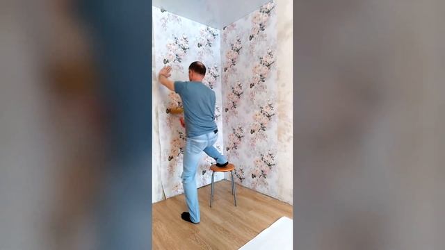 Поклейка обоев на стены с неровными. смотреть онлайн