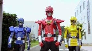 Beast-X Mode First Battle | Power Rangers Beast Morphers | Power Rangers Official