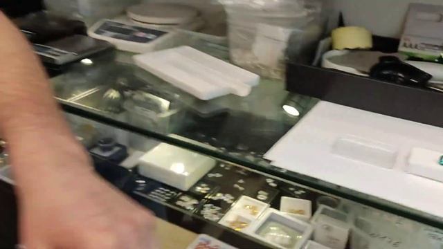 Драгоценные камни: турмалин Голубая лагуна. Этот камен был продан моментально. #драгоценныекамни