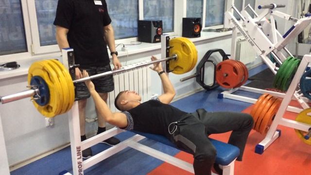 Жим лежа 115 кг смотреть онлайн