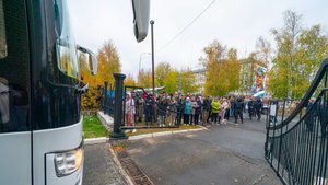 В муниципалитетах региона торжественно проводили призванных по частичной мобилизации югорчан