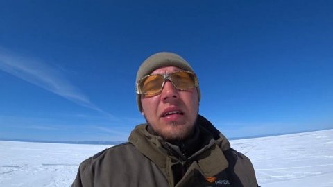 ЗАВЕРШАЕМ СЕЗОН ТВЁРДОЙ ВОДЫ НА БАЙКАЛЕ…! ОМУЛЬ СНОВА РАДУЕТ! Рыбалка на омуля Байкал.