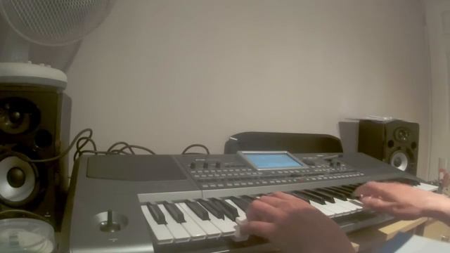 Korg PA900 Keyboard Improvised Horror Movie Demonstration смотреть онлайн