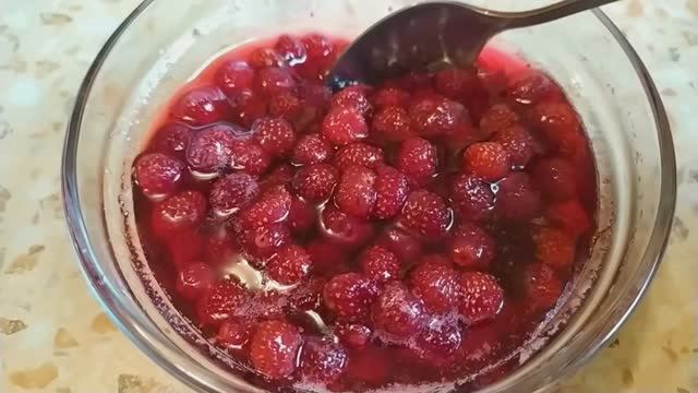 Сохрани аромат и вкус лета! Варенье пятиминутка из луговой клубники??