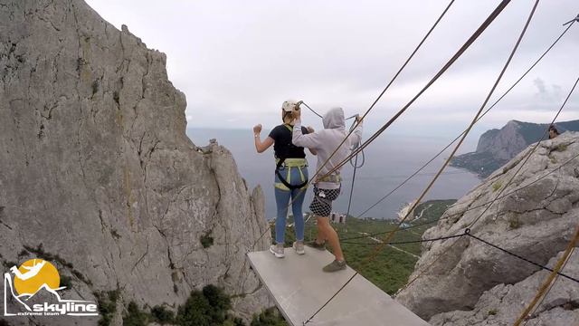 Маша Ilias-kay Rope jumping with Skyline x-team in Crimea смотреть онлайн