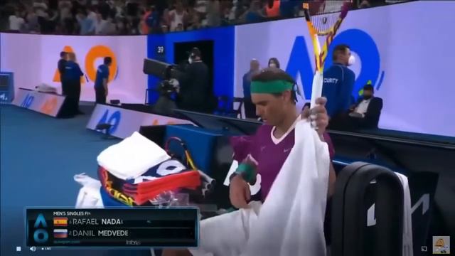 Финал АО22. Надаль - Медведев. Решающий матч поинт. Камбек. AO Nadal - Medvedev Comeback Final смотреть онлайн