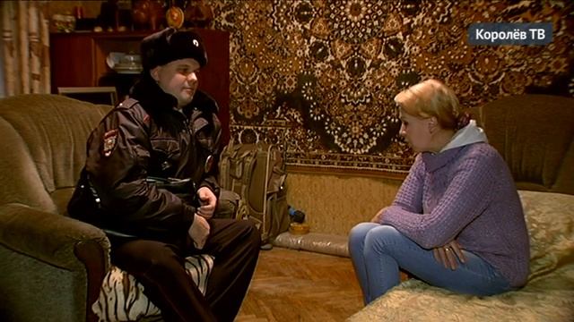 Работа до полуночи и спасённые жизни: участковый инспектор Роман Попов