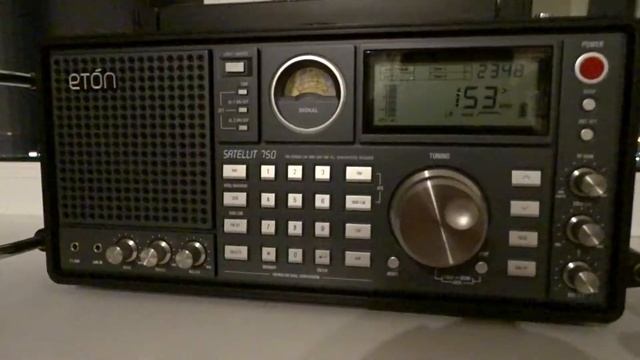 Радиоприёмники Sony ICF-2010 Eton Satellit 750 LW смотреть онлайн