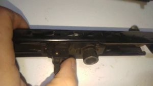 Регулятор высоты ремня безопасности  VW T4 7D0857819 DE Germany