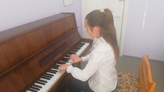 Голубева София IIIк В. Гиллок "In old Vienna" C dur смотреть онлайн