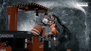Sandvik DD212 - буровая установка для разработки узких жил