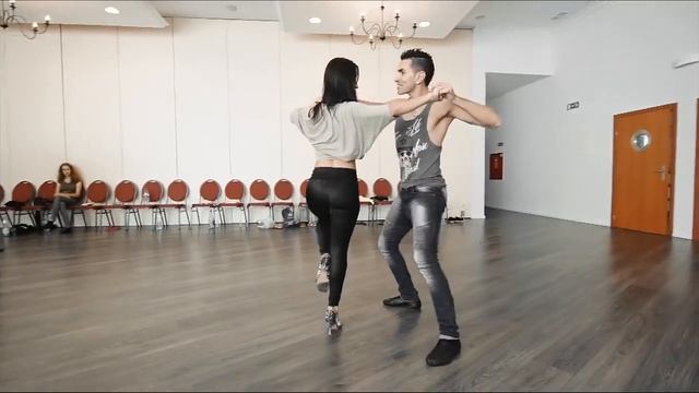 Танец Zouk (Зук, Бразильский Зук) Танцоры: Michael & Aline Borges    Современные танцы, импровизаци
