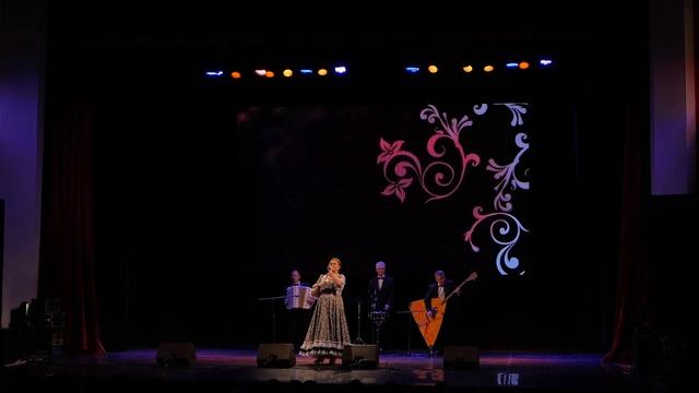 Тополя. Поёт Наталия Бикметова г Самара смотреть онлайн