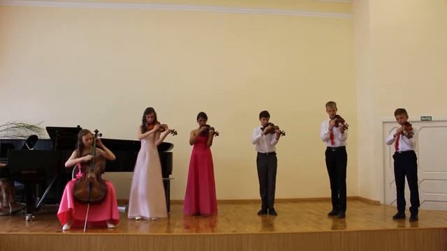 Струнный ансамбль "Ария" И.Штраус "Полька-пиццикато" 09.06.2016 г. смотреть онлайн